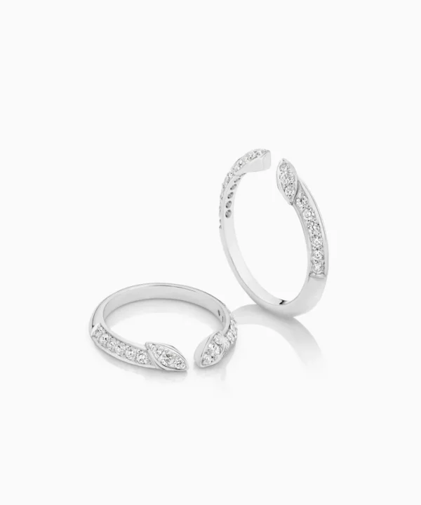 Discount Musson Love Rings Gapped - Petal Round