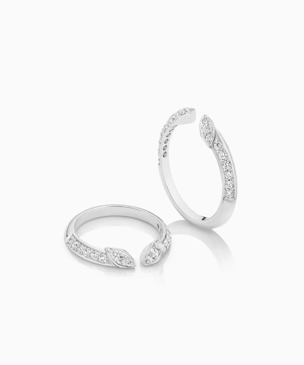 love_rings_gapped__petal_round_0.webp Discount Musson Love Rings Gapped - Petal Round