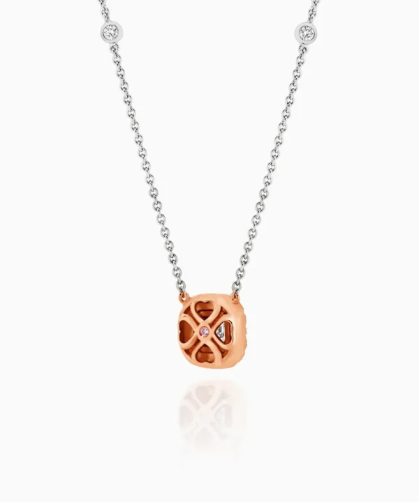 Store Musson Lucie White and Argyle Pink Diamond Necklace